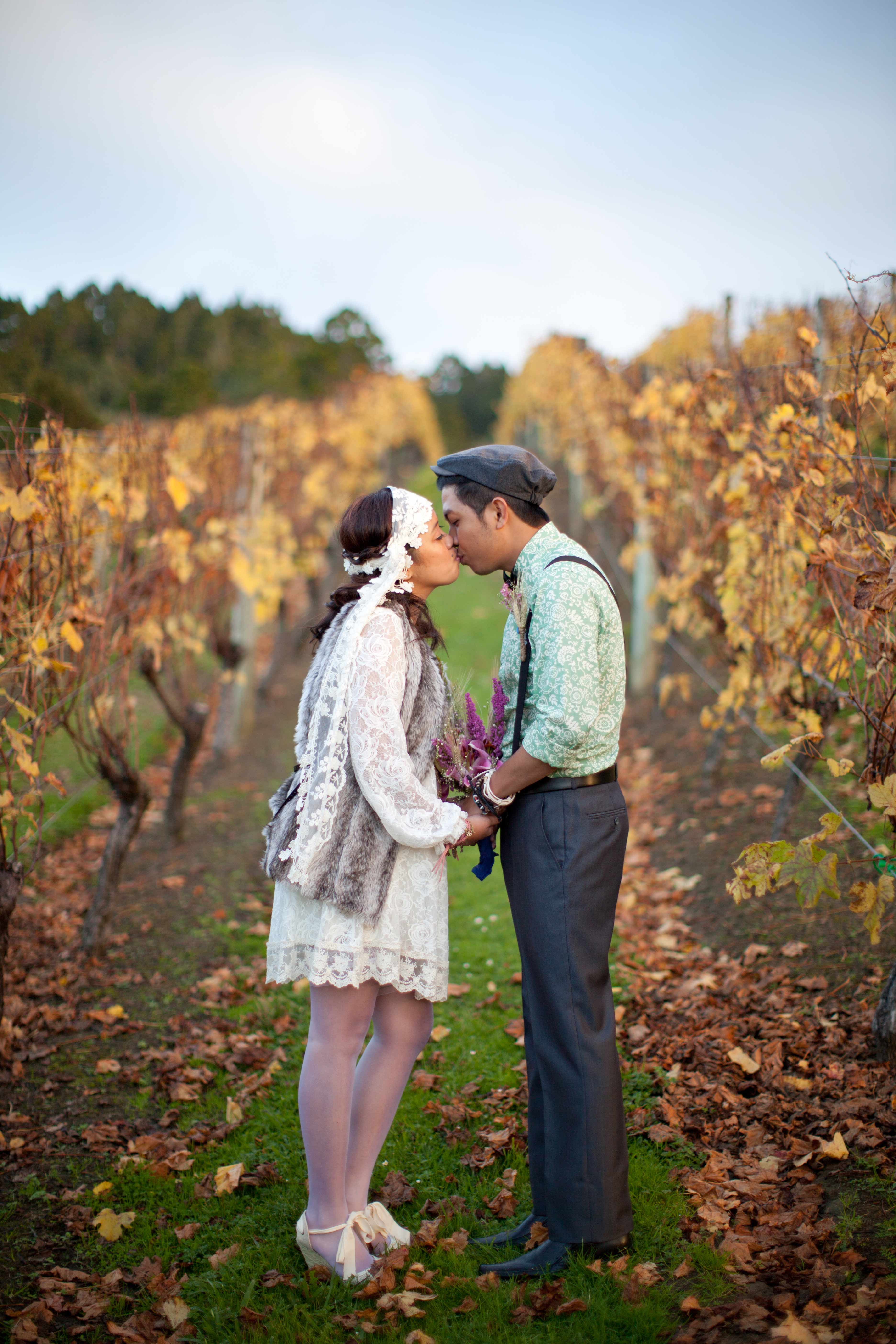 Bridal-couple-in-the-Vines-Autumn