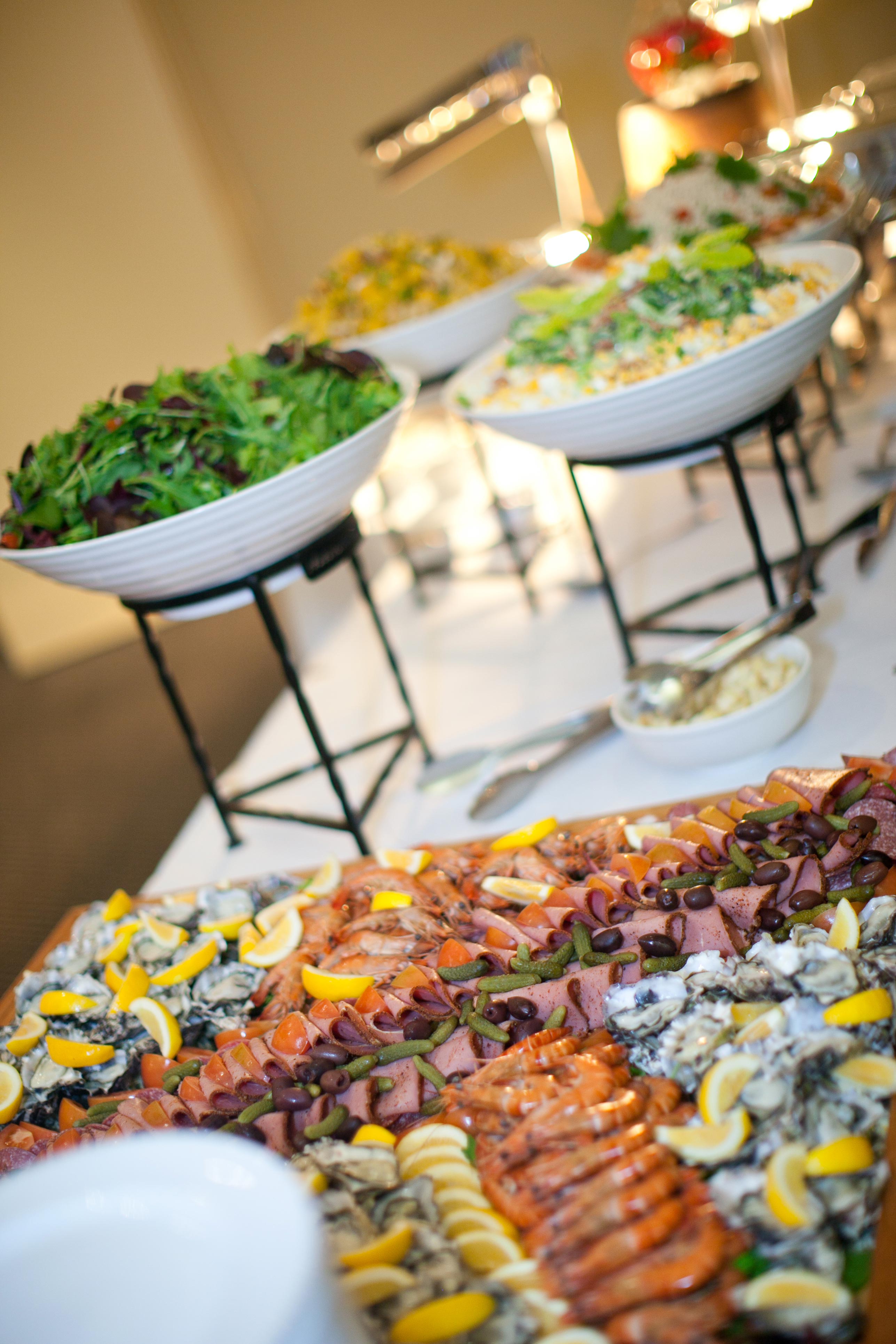 wedding-buffet-set-up